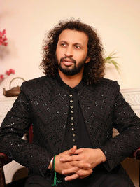 NAWAB – Pakistani Groom Sherwani by Ahsan Tariq Couture – view 9