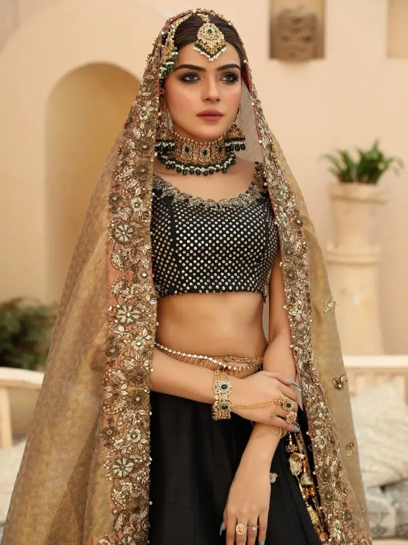 NAYAB – Pakistani Bridal Couture by Ahsan Tariq Couture – view 4