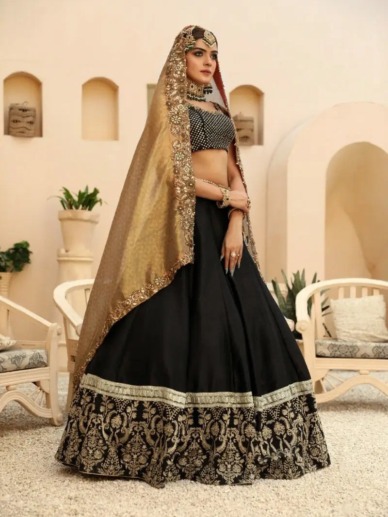 NAYAB – Pakistani Bridal Couture by Ahsan Tariq Couture – view 3