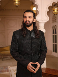Shahenshah – Pakistani Groom Sherwani by Ahsan Tariq Couture – view 5