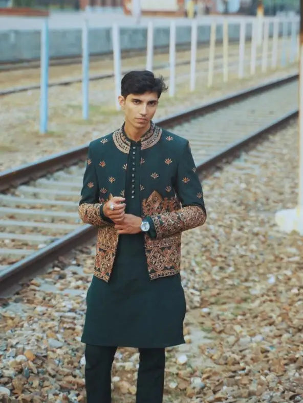 Bagh-e-Zar – Pakistani Open Prince Coat by Ahsan Tariq Couture – view 4
