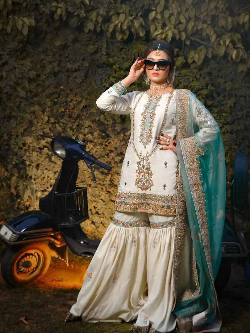 Ethereal – Pakistani Engagement Wear by Ahsan Tariq Couture – view 7