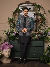 Fakhar-e-Jahan – Pakistani Open Prince Coat by Ahsan Tariq Couture – view 2