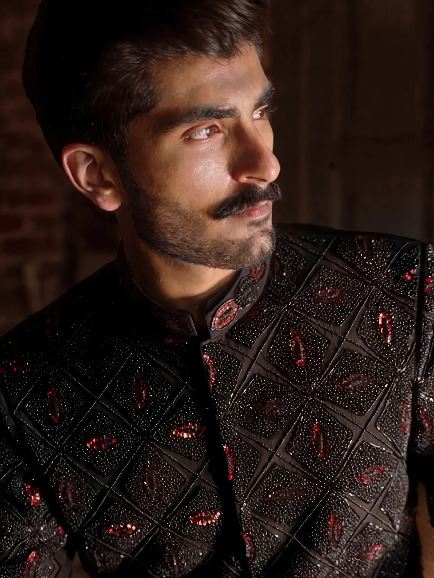 Laal Qila – Pakistani Groom Sherwani by Ahsan Tariq Couture – view 2