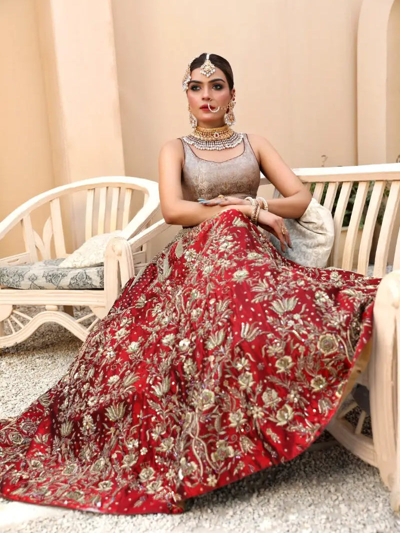 MALIKA – Pakistani Bridal Couture by Ahsan Tariq Couture – view 4