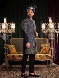 MASTAAN – Pakistani Groom Sherwani by Ahsan Tariq Couture – view 4