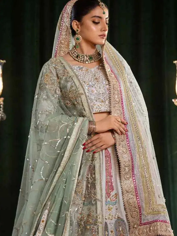 Mehr-un-Nisa – Pakistani Bridal Couture by Ahsan Tariq Couture – view 2