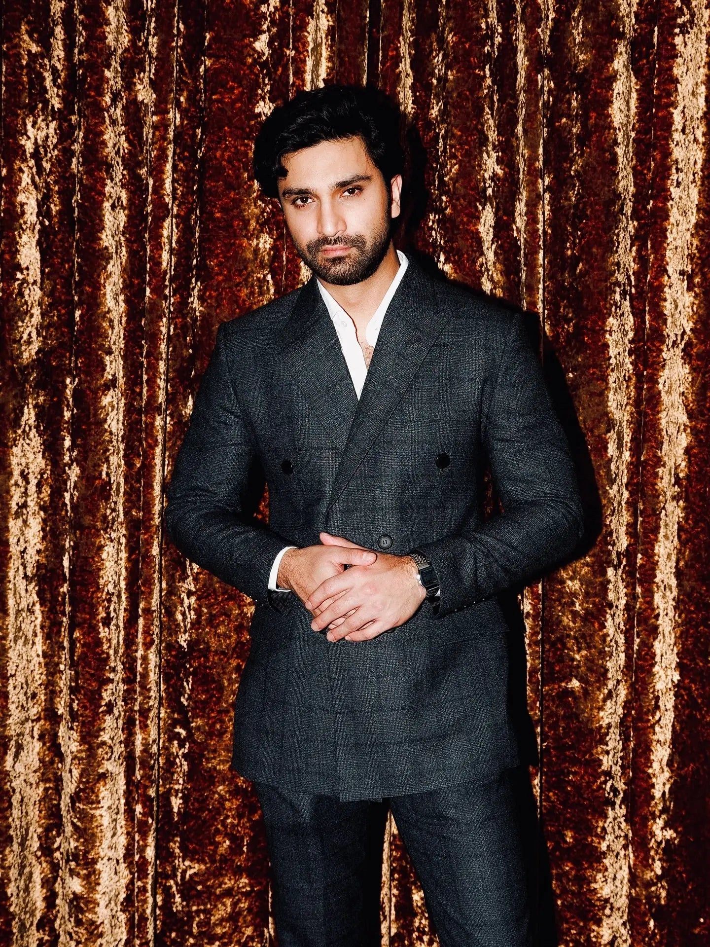 MIR NOIR | SPOTLIGHT EDIT – Pakistani Formal Suit by Ahsan Tariq Couture – view 2