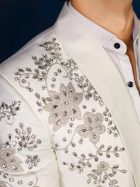 Notte di Lusso | ISHQ EIDT'26 – Pakistani Formal Suit by Ahsan Tariq Couture – view 14