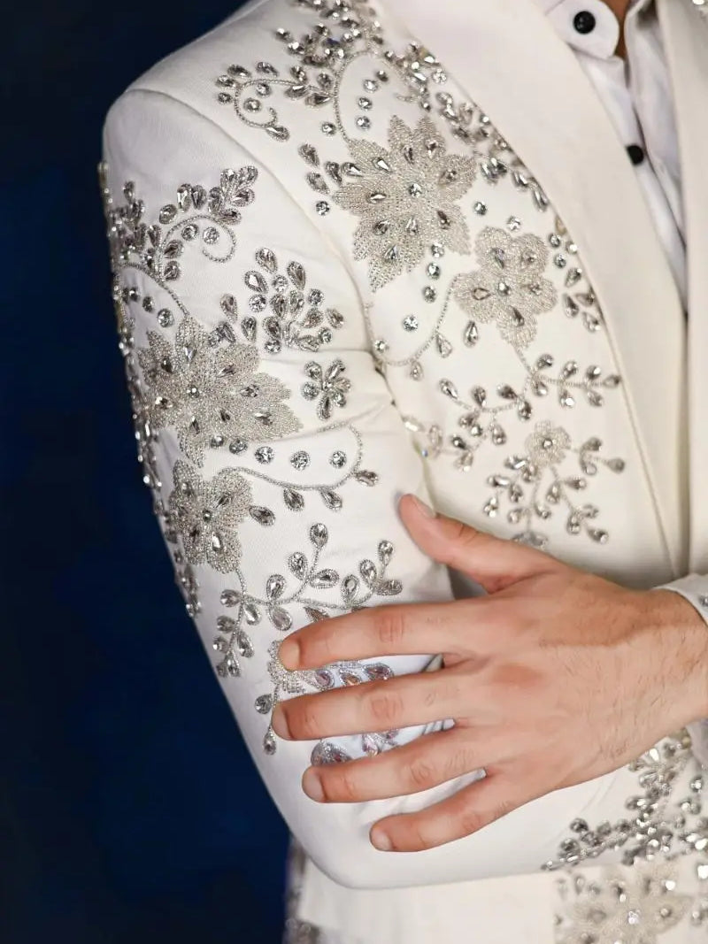 Notte di Lusso | ISHQ EIDT'26 – Pakistani Formal Suit by Ahsan Tariq Couture – view 13