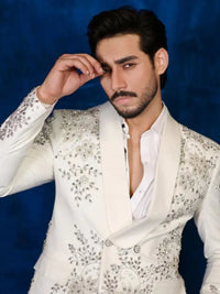 Notte di Lusso | ISHQ EIDT'26 – Pakistani Formal Suit by Ahsan Tariq Couture – view 7