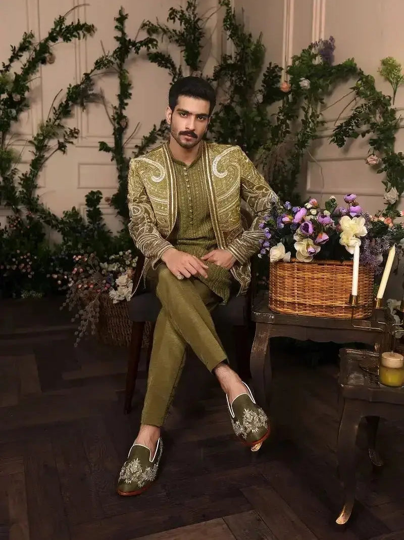 Sherawala Velvet – Pakistani Formal Suit by Ahsan Tariq Couture – view 7