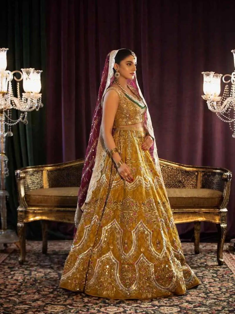 Sila – Pakistani Bridal Couture by Ahsan Tariq Couture – view 6