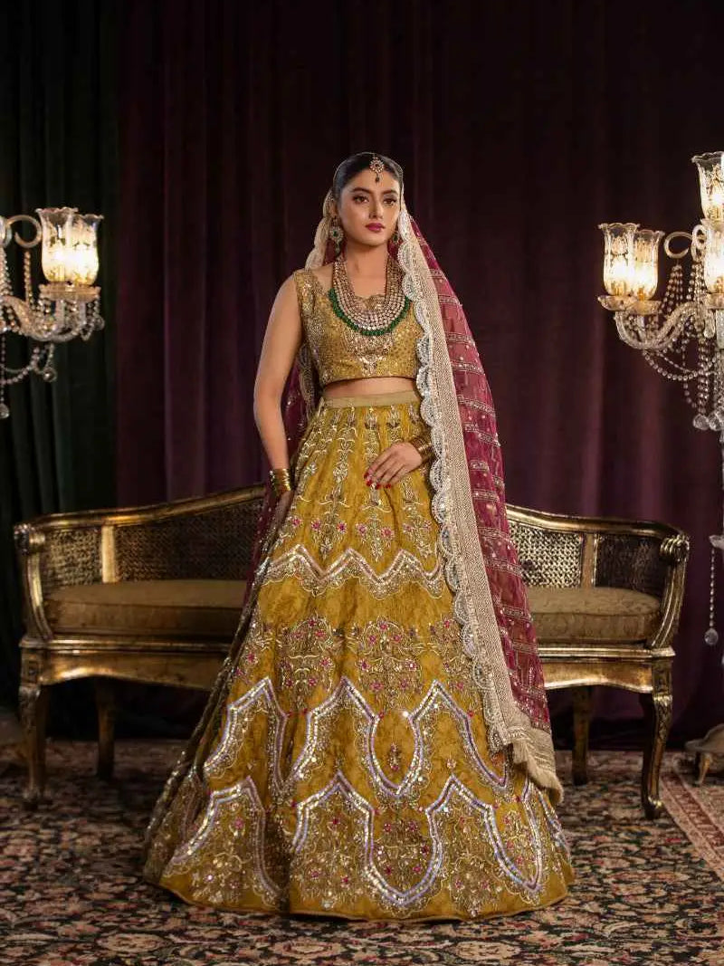 Sila – Pakistani Bridal Couture by Ahsan Tariq Couture – view 2