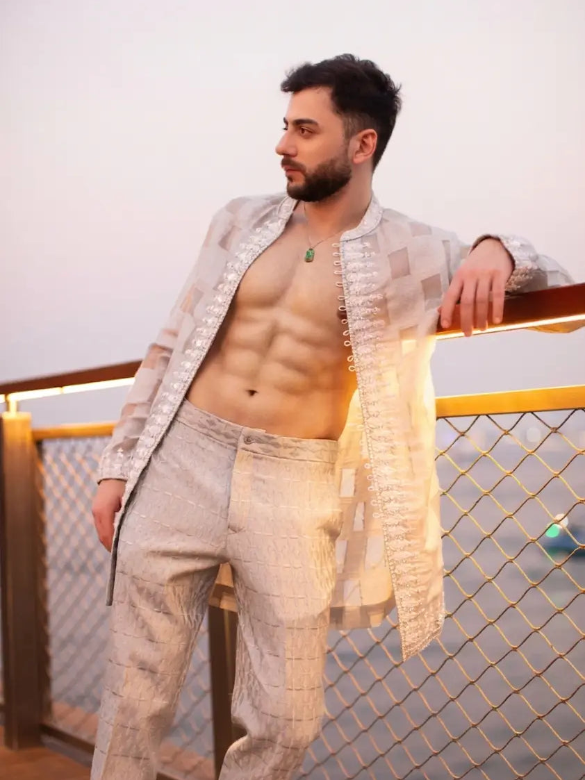 VANGUARD – Pakistani Couture Jacket by Ahsan Tariq Couture
