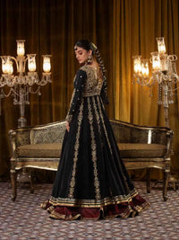 Zar taaj – Pakistani Womenswear by Ahsan Tariq Couture – view 2